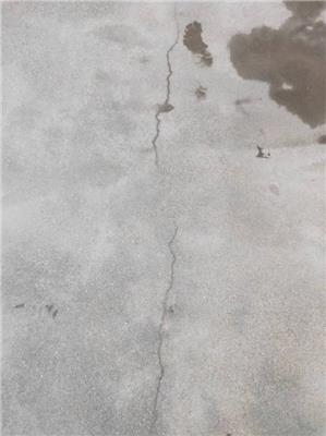 貴州省鄉村水泥路有裂縫怎么處理