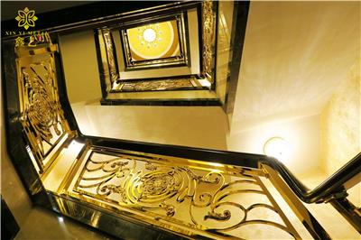 【纯铜楼梯扶手价格】安装整体纯铜楼梯扶手要注意哪些问题