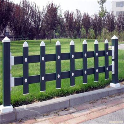 现货草坪护栏公园绿化塑料隔离栅栏 PVC护栏花坛园艺塑钢草坪护栏
