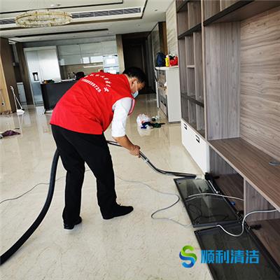 深圳家庭保洁师 期待致电