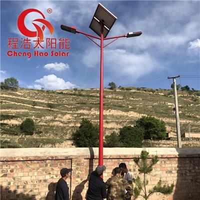 甘肃程浩厂家批发6米家用太阳能路灯 小型太阳能灯
