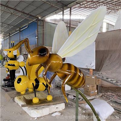 仿真蜜蜂雕塑厂家 卡通蜜蜂雕塑价格 玻璃钢蜜蜂雕塑实景图