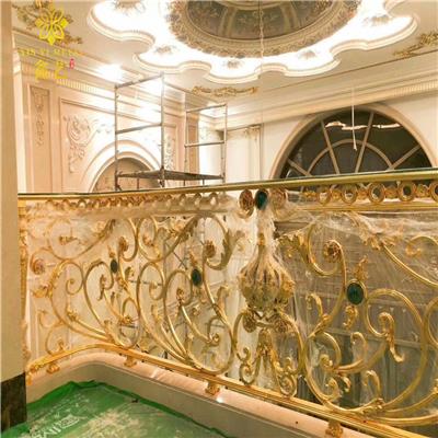 山东KTV铝艺浮雕楼梯护栏设计-铜艺雕刻扶手-样式优雅