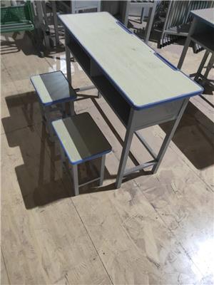 生产课桌椅厂家 设计新颖 焦作儿童课桌椅