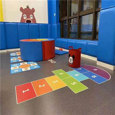 厂家直销 云南昆明 个性定制PVC地板 家庭卧室 幼儿园场地