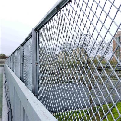 过街天桥防护网 高速桥梁围栏网 实际施工