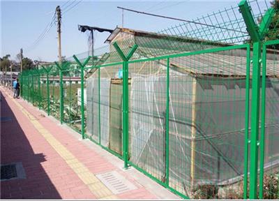 云南 光伏发电围栏网 种植园隔离网 养殖铁丝隔离网