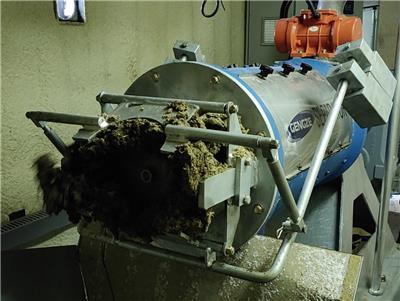 雨林厂家供应大型奶牛养殖场粪污处理设备 牛床垫料再生系统