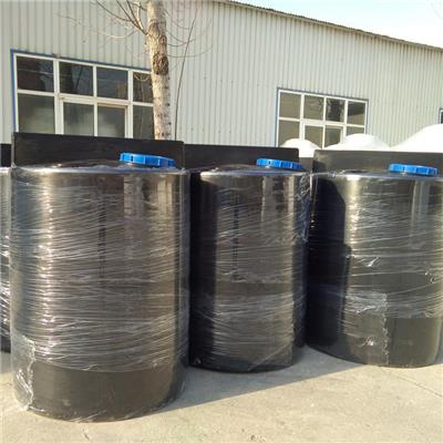北京 黑色加药箱 500升加药箱半吨塑料搅拌桶 加药箱厂家直径800总高1150