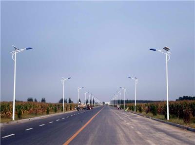 供应陕西安康6米8米太阳能路灯各种款式灯杆报价低