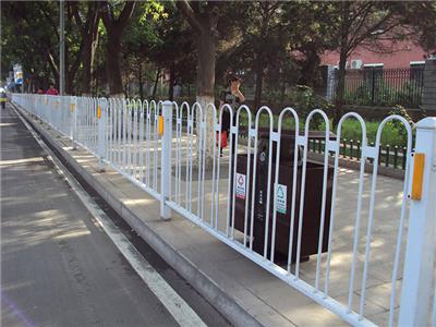 湖南长沙市道路交通锌钢护栏非机动车道围栏