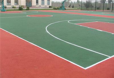 广西贺州硅PU塑胶球场是一种新型环保球场