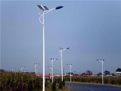供应新疆喀什地区太阳能led路灯厂，5米20W光源一家子较和谐