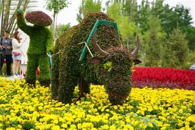 深圳绿植雕塑大型园林仿真动物植物人造型雕塑