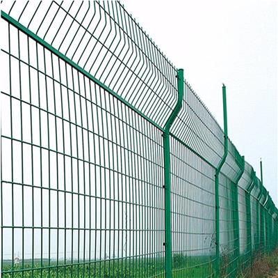 呼和浩特双边浸塑护栏网-隔离栅