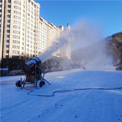 在滑雪场中诺泰克造雪机造雪需要的条件和原理