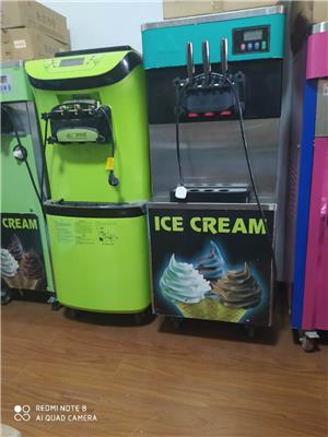 三色甜筒雪糕机长期出租租赁软冰淇淋机器冰激凌机包教技术