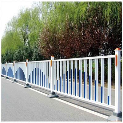 广州市港式护栏 韶关实心路侧护栏 玉林市路侧护栏定制