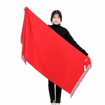 宜昌红围巾刺绣