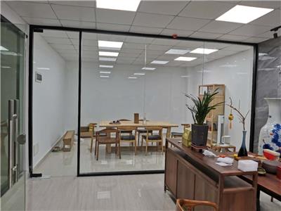广州办公室玻璃隔断定制 会议室玻璃隔断批发