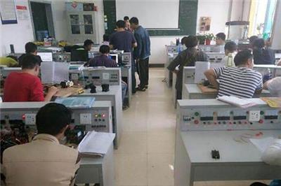 深圳报考低压电工证听说现在不好考对吗哪里报名考证*？