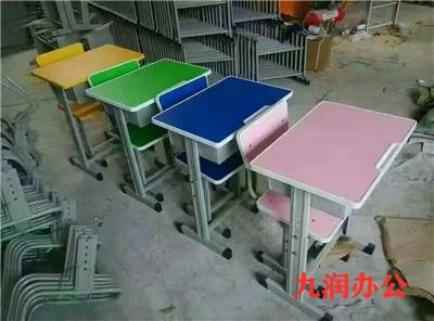 课桌椅生产 标准课桌椅