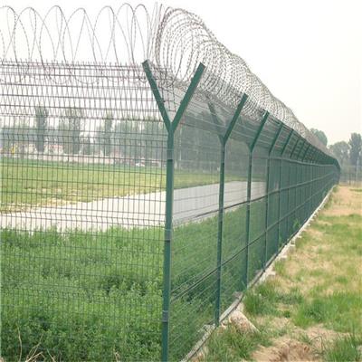 监狱刺网护栏多钱 机场不锈钢护栏 机场护栏怎么卖