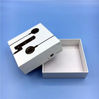 金方雨礼品盒厂家供应各种大小的白色耳机收纳盒