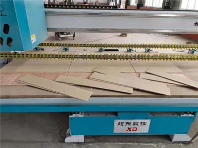 木工全自动裁板机厂家 旭东数控裁板机 数控裁板机价格
