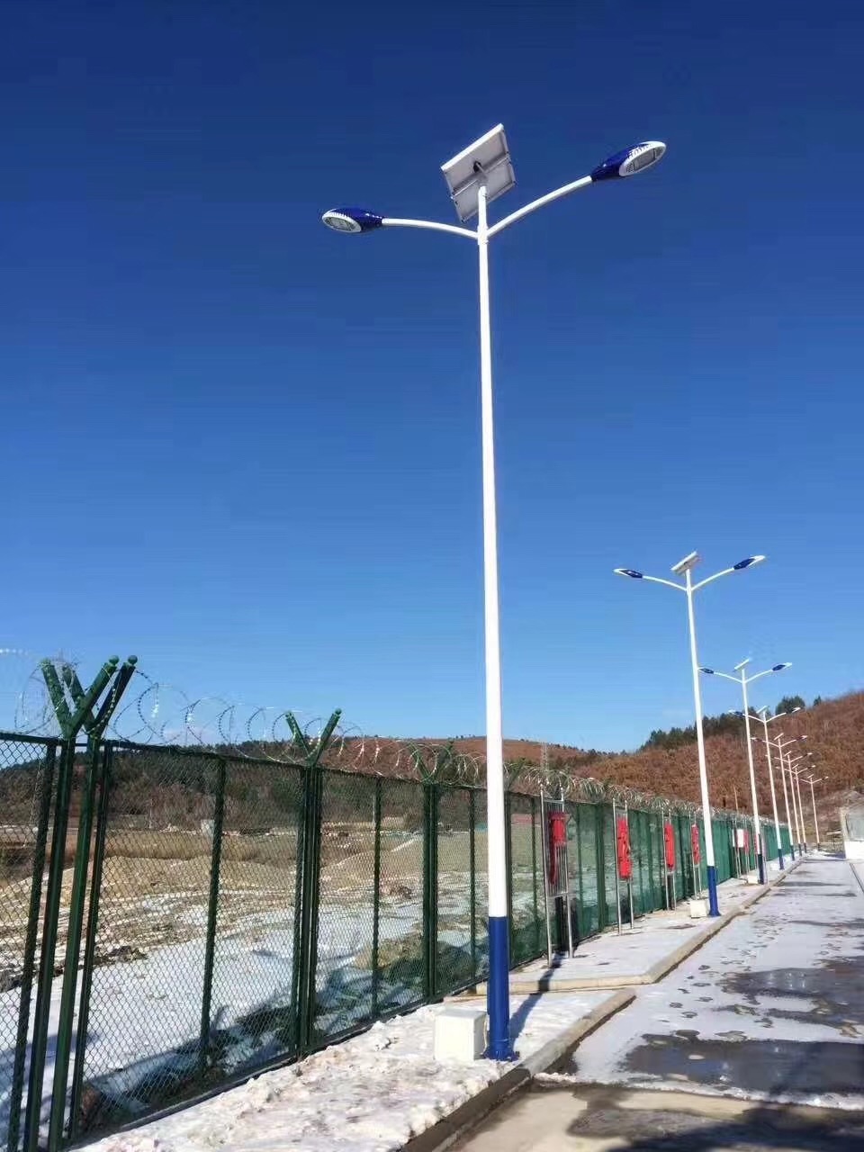阳泉太阳能路灯墙体太阳能路灯