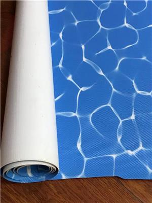 源头工厂生产供应PVC涂层布高强防水泳池布 泳池底布水箱布刀刮布