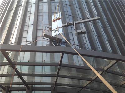 东莞高层安装幕墙玻璃厂家 高空更换玻璃