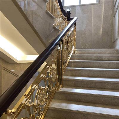 别墅铜艺楼梯安装更实际的做法 2021年时尚的选择