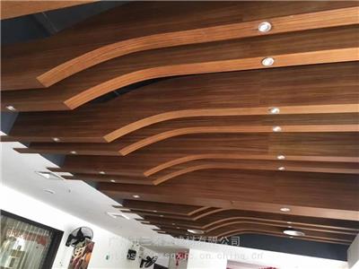 木纹铝方板标准方型板室内吊顶铝板专业定尺无中间环节