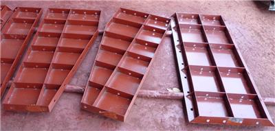 昆明钢模板设计加工 昆明钢模板厂家 钢模板基础安装法