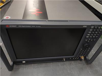 N9040B Keysight UXA 信号分析仪，多点触控