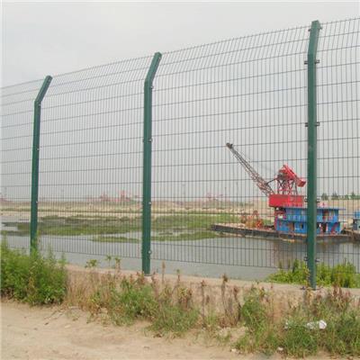 田地铁丝围栏网 农村圈地围栏网 养殖圈地隔离网