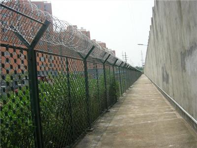 广东肇庆机场围墙护栏网海关安全防护网片刺网护栏厂