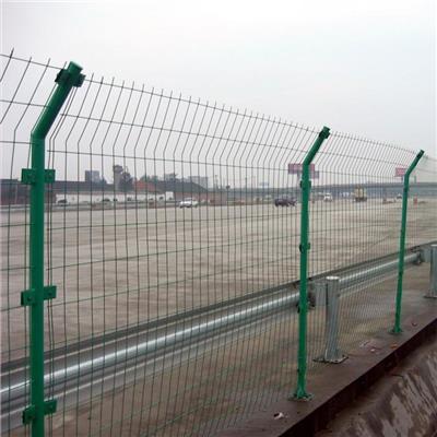 双边丝护栏铁丝网栅栏球场围栏网荷兰网公路框架护栏养殖围栏网片