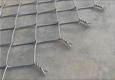 襄阳鱼塘围栏铁丝网规格 耐用性强 安装便捷