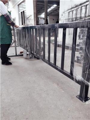 姜堰小区镀锌护栏 焊接护栏定制 质朴简单