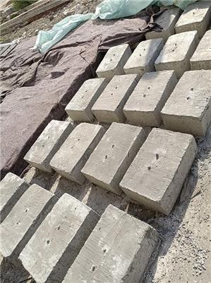 山东济南销售太阳能固定墩规格 光伏支架水泥墩生产 可来样定制