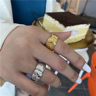 欧美时尚个性合金电镀金色镶钻戒指 创意女神头像指环
