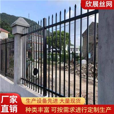 公路锌钢护栏 弯弧围墙围栏 学校防护网 坚固耐用