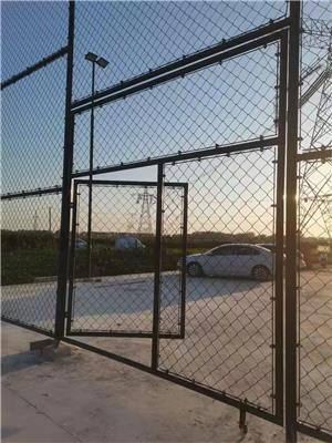 球场外用的绿格围栏网A广东球场用绿格围栏网A安平球场围栏网厂家