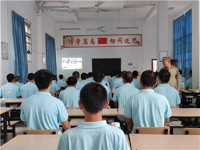 通山县15岁孩子青春期早恋教育方法 不良少年教育咨询