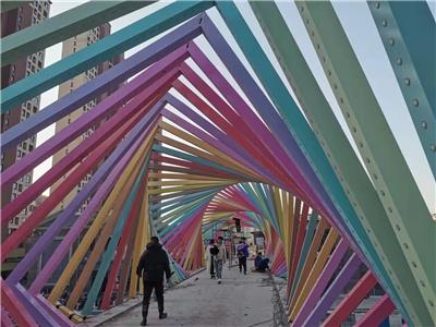 彩色氟碳铝方通造型桥定做润盈铝单板厂家承接