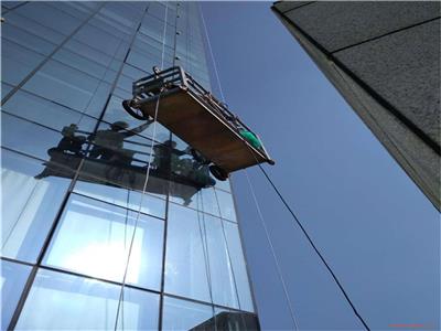 中山高层幕墙玻璃吊装，高空安装玻璃，电动吊篮吊船出租