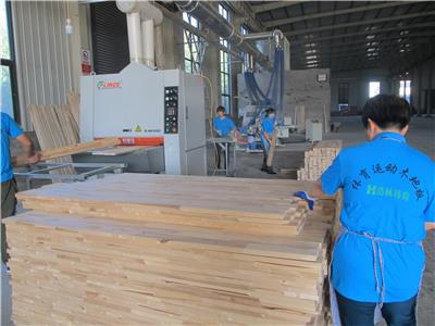 浩林体育运动木地板厂家/篮球馆木地板/体育馆木地板厂家