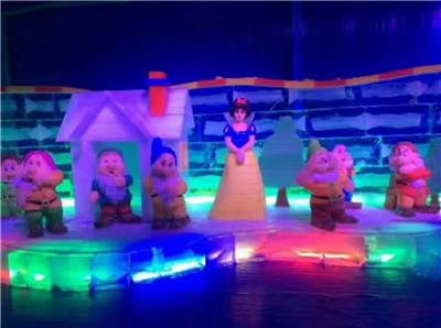 鹤壁冰雕展制作团队 避暑胜地